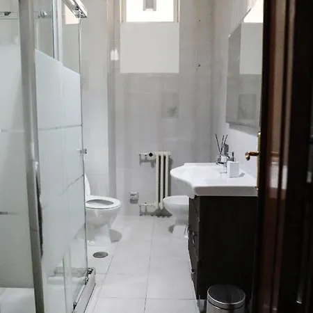 Aura Rent Of With Shared Kitchen Гостьовий будинок 3*