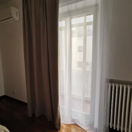 Gasthuis Aura Rent Of With Shared Kitchen Bari