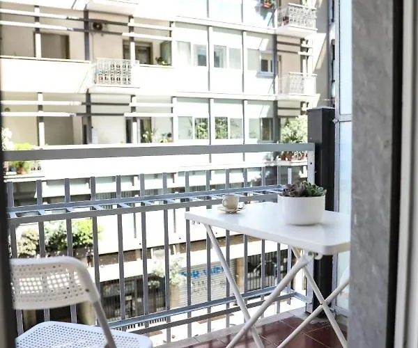 Aura Rent Of With Shared Kitchen Гостьовий будинок Барі